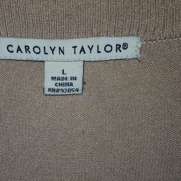 Carolyn Taylor Long Sleeve Scoop Neck Sweater - Picture 2 of 2
